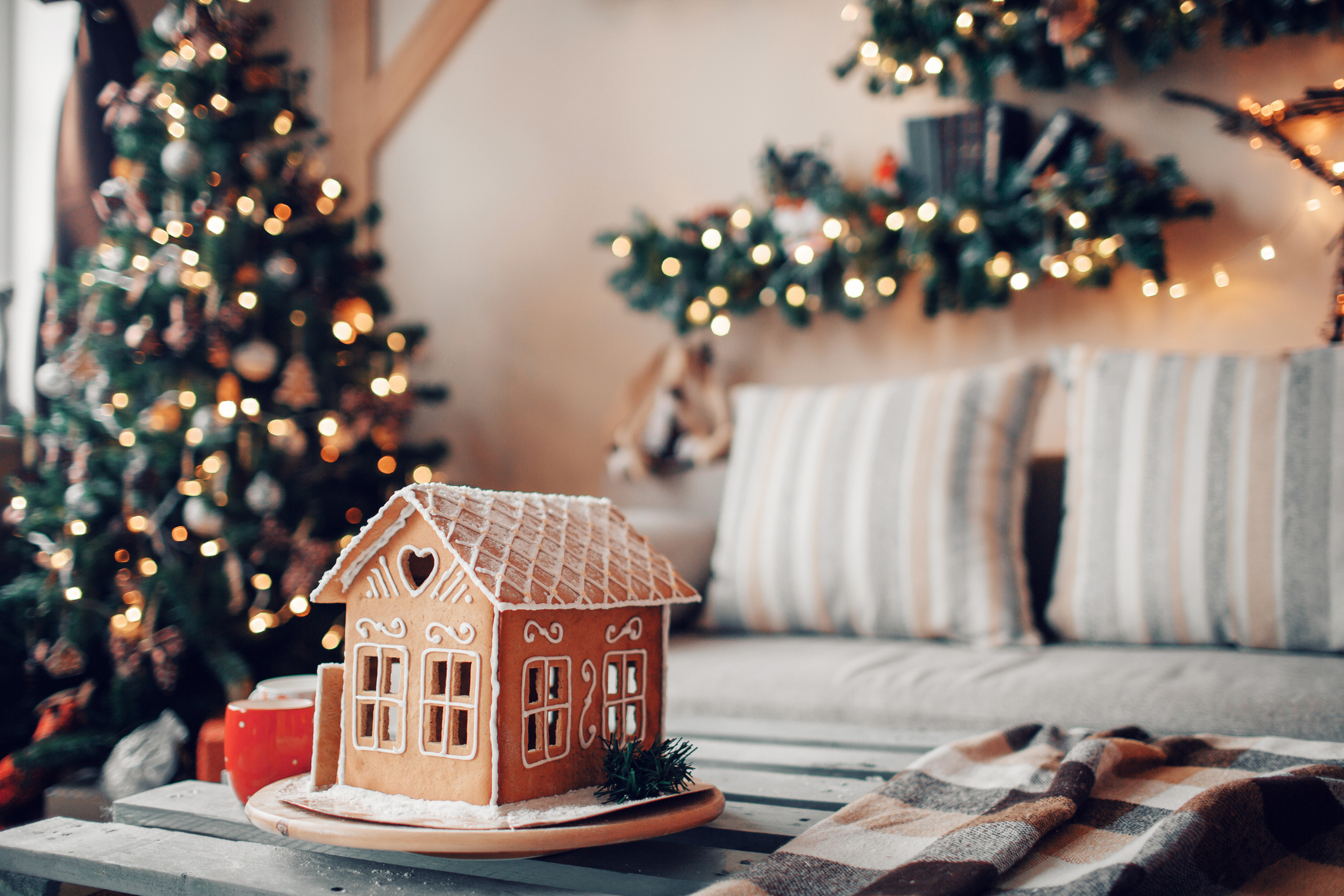 Home for the Holidays: 10 Tips to Save Money and Reach Your Home Ownership Goals